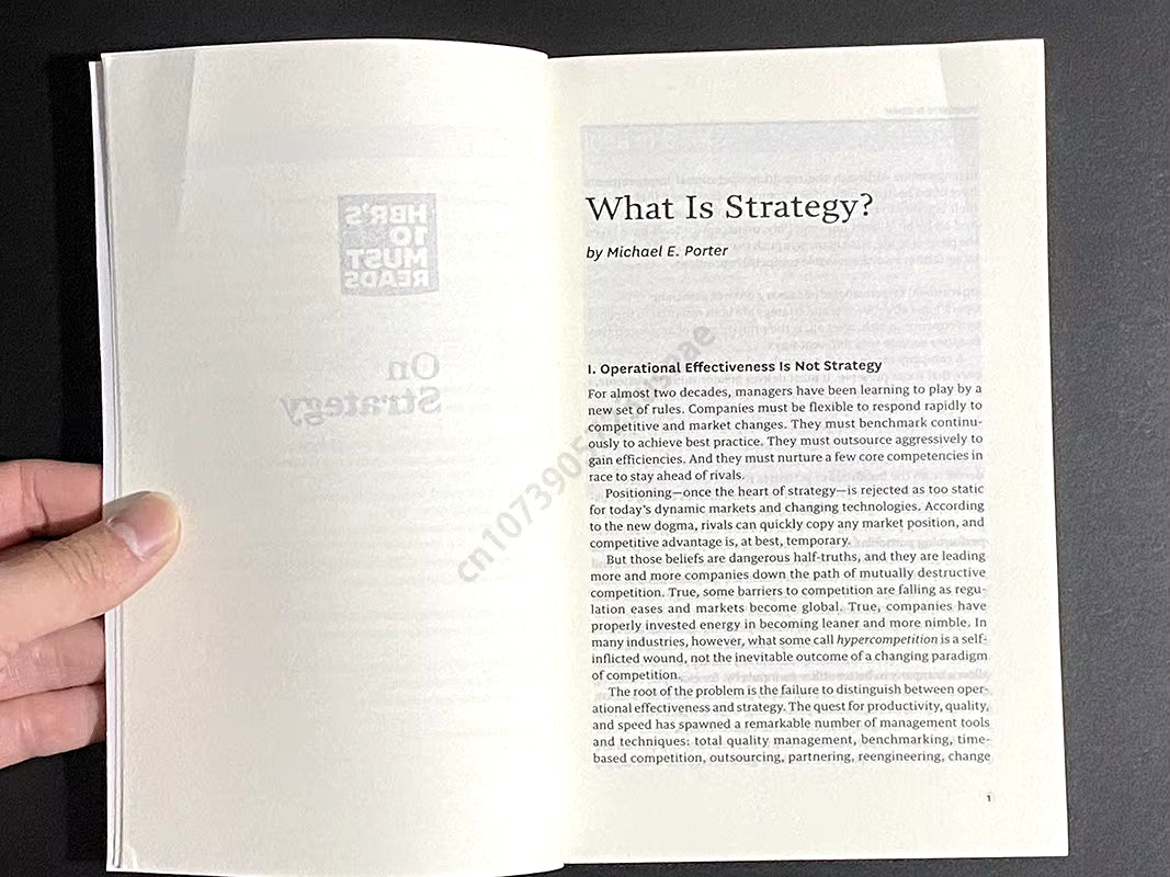 HBR's 10 Must Reads on Strategy: Volume 1 by Michael E. Porter and Harvard Business Review