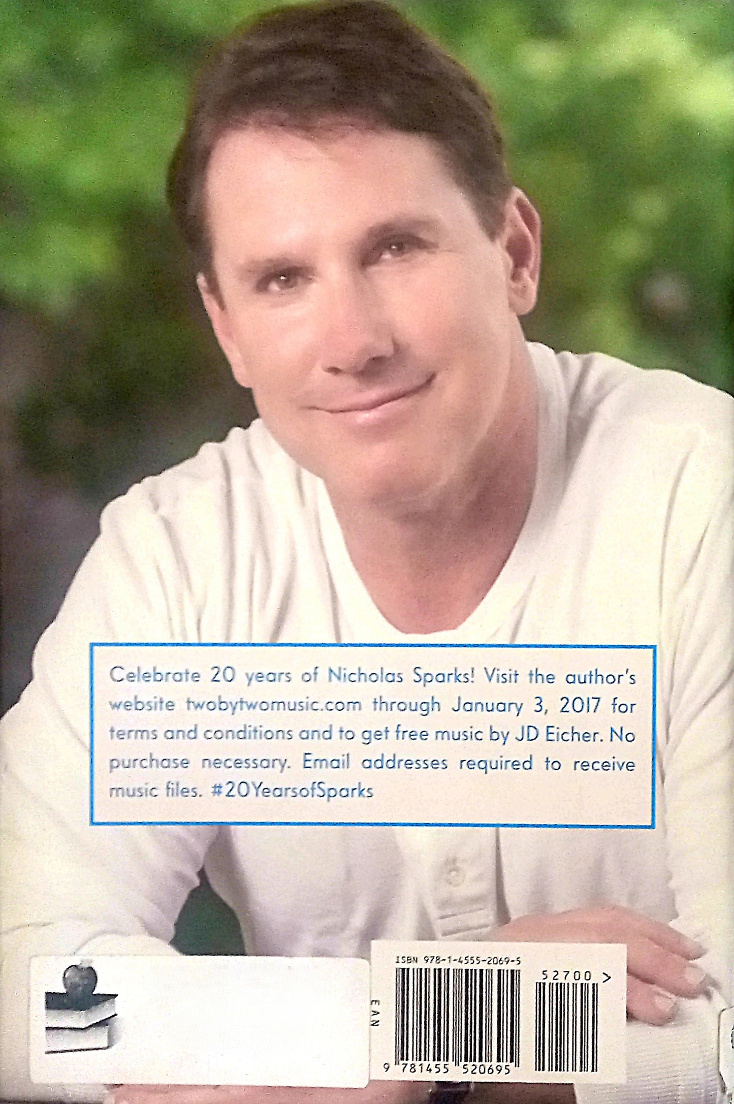 Back cover of Two by Two: A Beautiful Story that Will Capture Your Heart by Nicholas Sparks