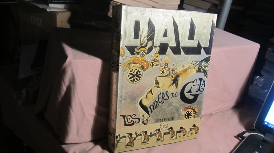 Les diners de Gala by Salvador Dali