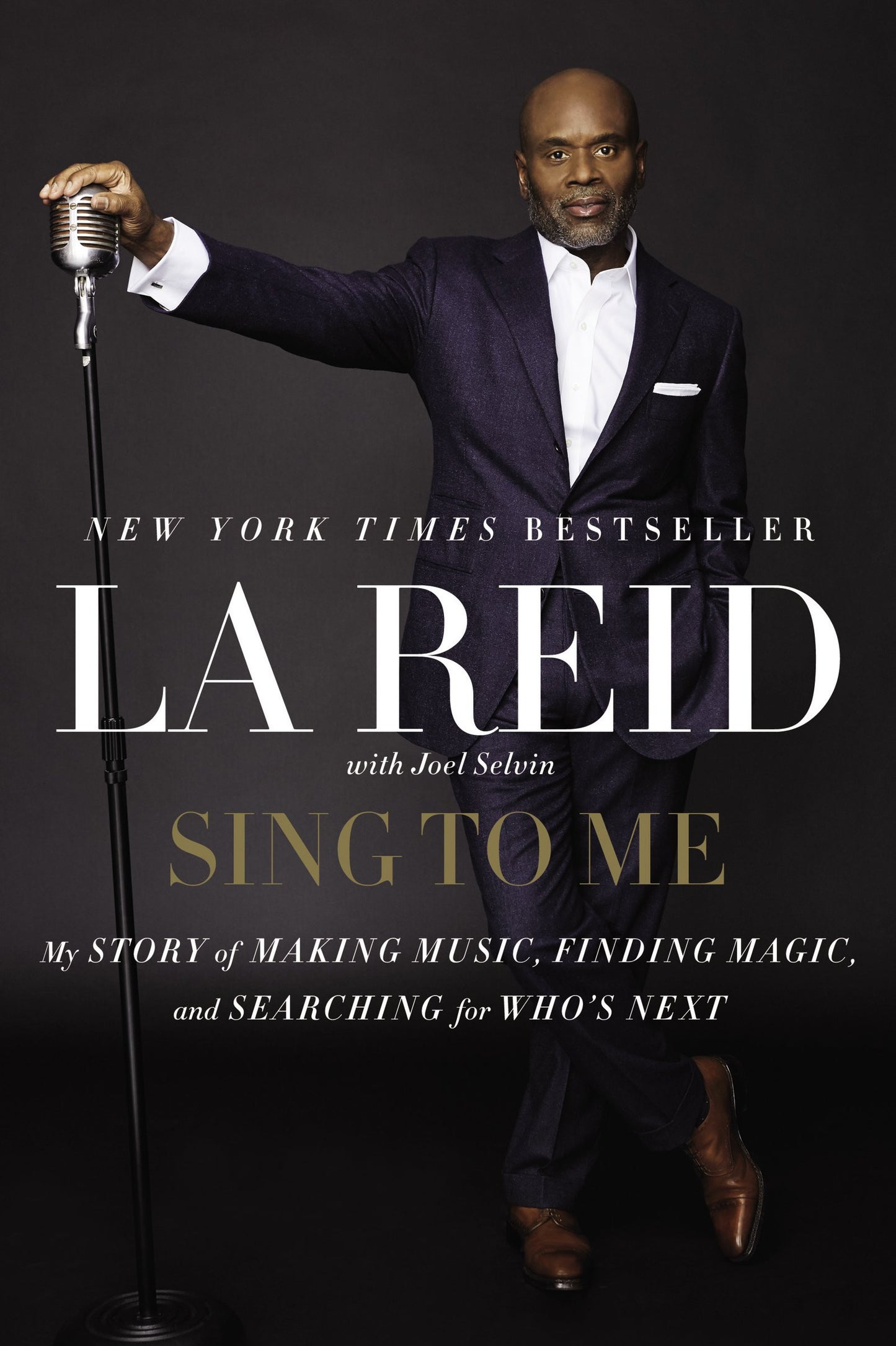 Book cover of 'Sing to Me' by La Reid with a microphone and dark background