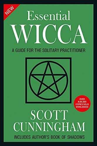 Book cover of 'Essential WICCA' by Scott Cunningham with a pentacle symbol on a green background.