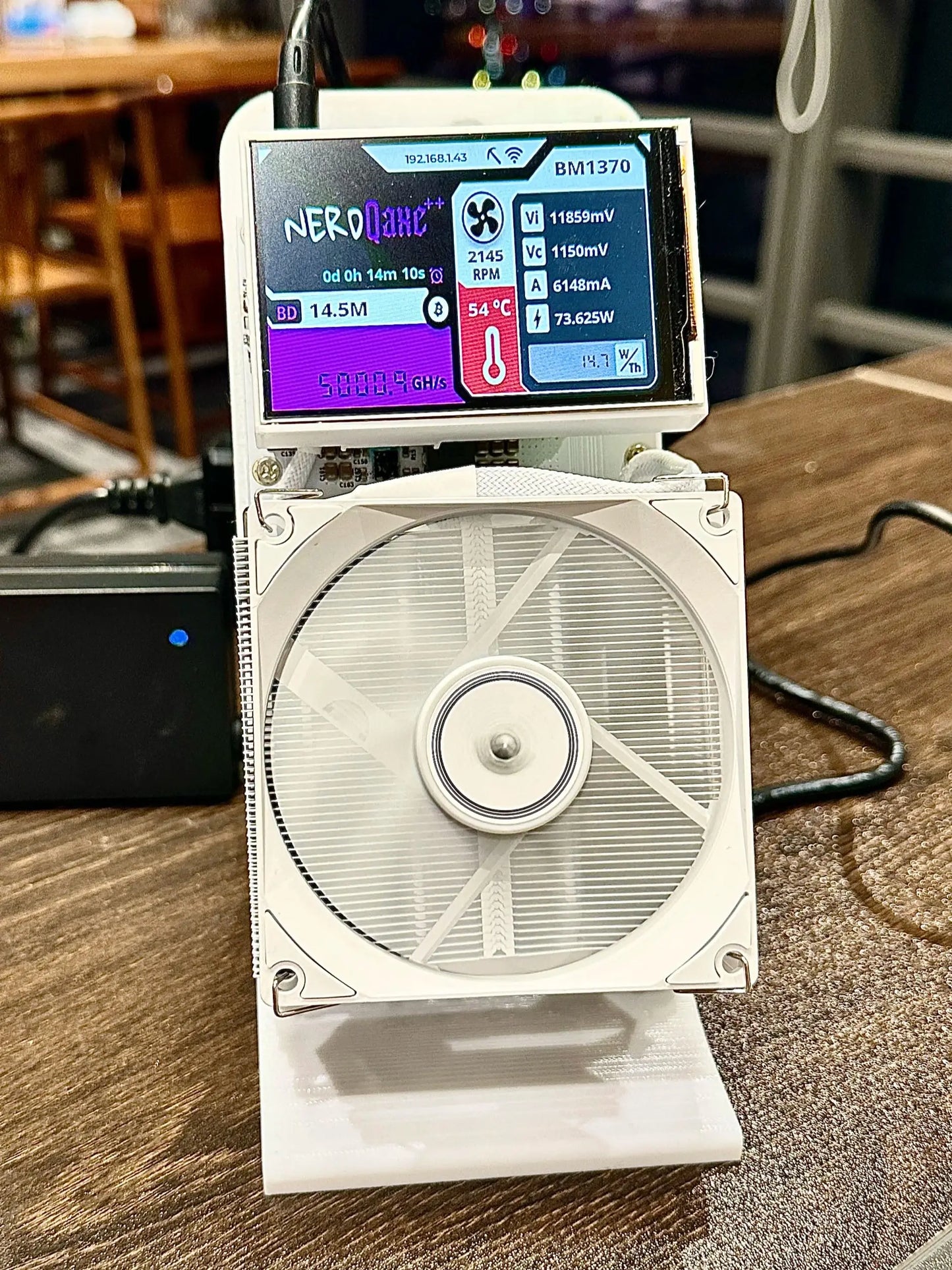 Factory Bitaxe NerdQaxe++