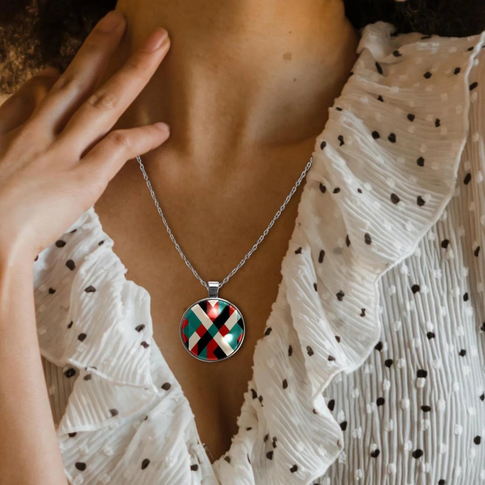 Palestine Flag Pattern Animal Pattern Stunning Glass Circular Pendant Necklace - Exquisite Handcrafted Jewelry