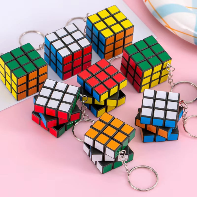 Rubik’s Cube Keychain – Ultimate Pocket Puzzle for Thinkers on the Go
