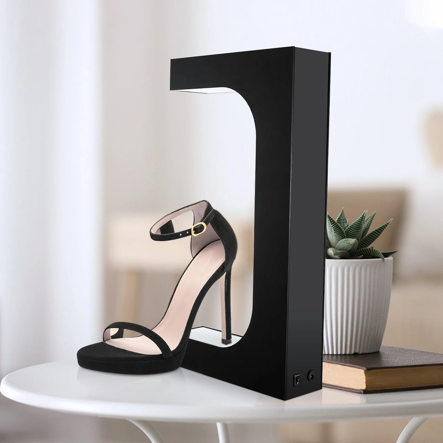 Spotlight Sneaker 360-degree Shoe Display | Magnetic Floating Footwear