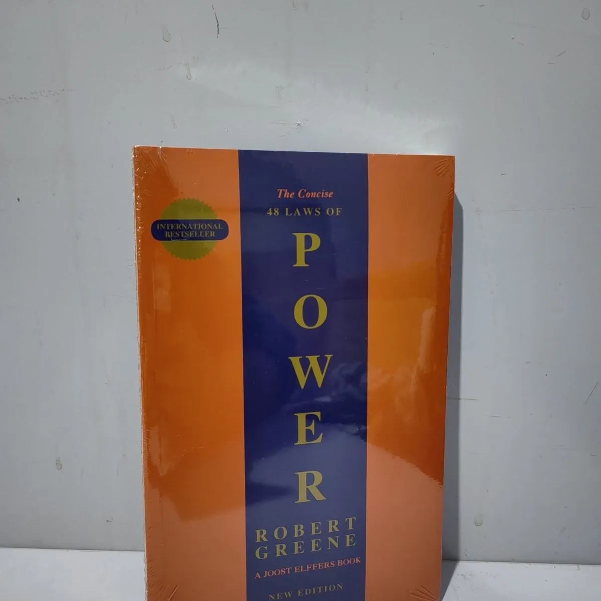 The Concise 48 Laws of Power By Robert Greene
